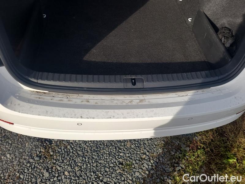  Skoda  Octavia  Combi (NX3)(2020) Oct.Combi 1.5TSI 110 Style #14