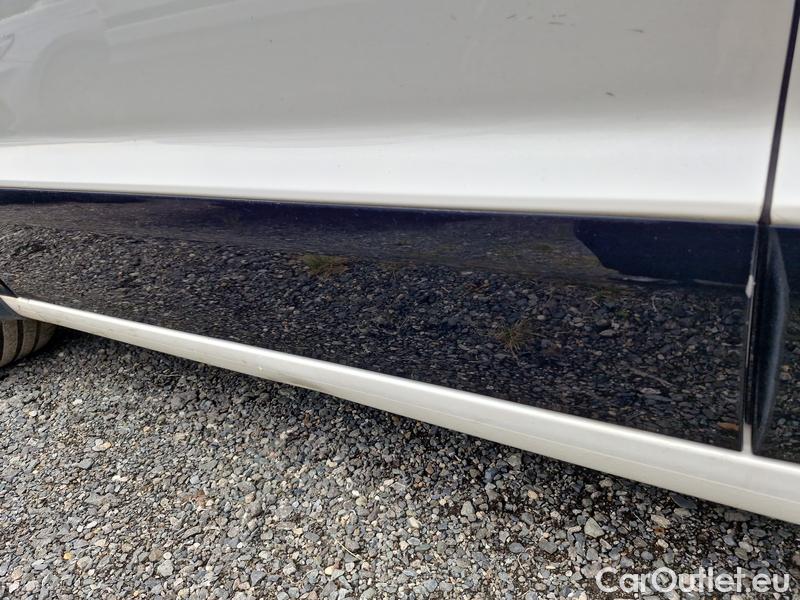  KIA  Niro  (2022)  1.6GDI HEV Style AT 5d #8