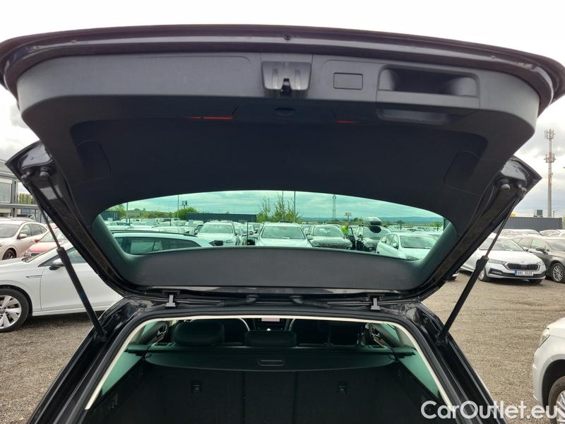  Volkswagen  Passat  Variant (CB5) (2019) Pas.Var.2.0TDI 140 Highline AT #30