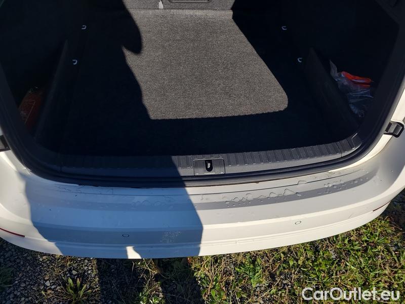  Skoda  Octavia  Combi (NX3)(2020) Oct.Combi 1.5TSI 110 Style #10