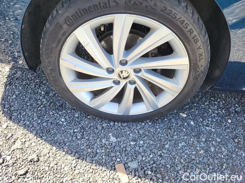  Skoda  Octavia  Combi (NX3)(2020) Oct.Com.1.4TSI 150 Style AT #22