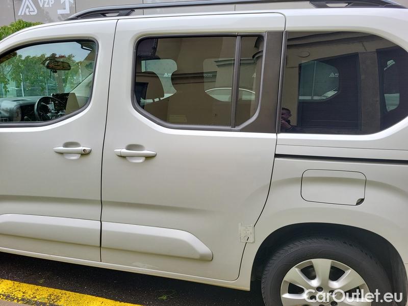  Opel  Combo  Life (E)  (2018) Com.L.1.5D 96 Elegance Plus 5d #5