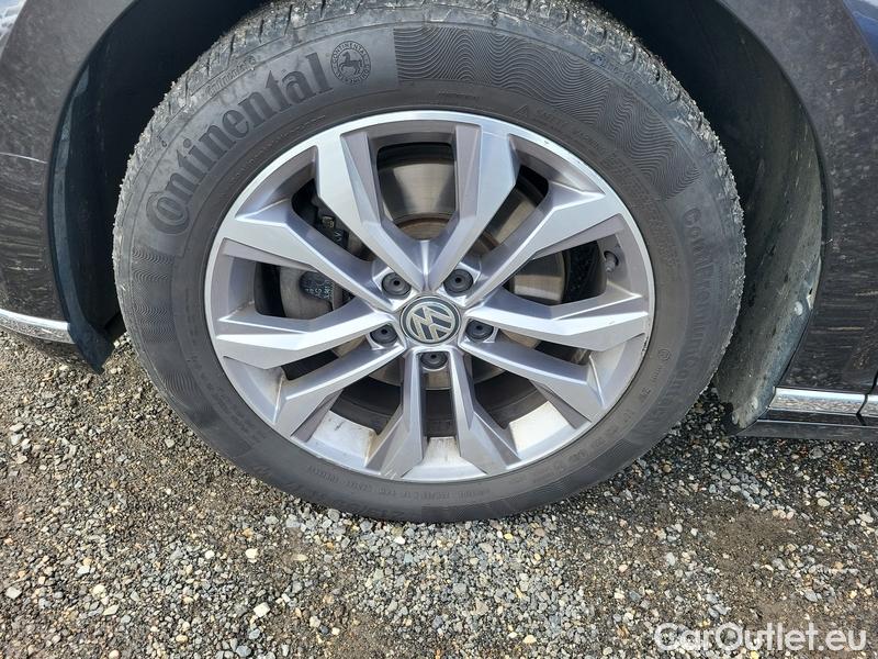 Volkswagen  Passat  Variant (CB5) (2019) Pas.Var.2.0TDI 140 Highline AT #6