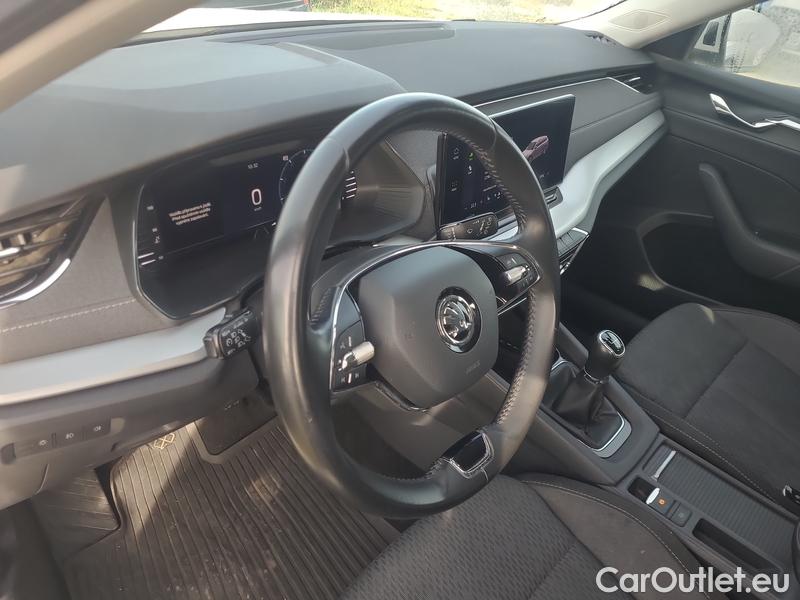 Skoda  Octavia  Combi (NX3)(2020) Oct.Combi 1.5TSI 110 Style #6