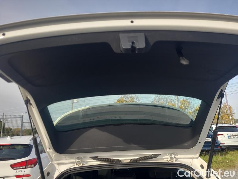  Skoda  Octavia  Combi (NX3)(2020) Oct.Combi 1.5TSI 110 Style #13