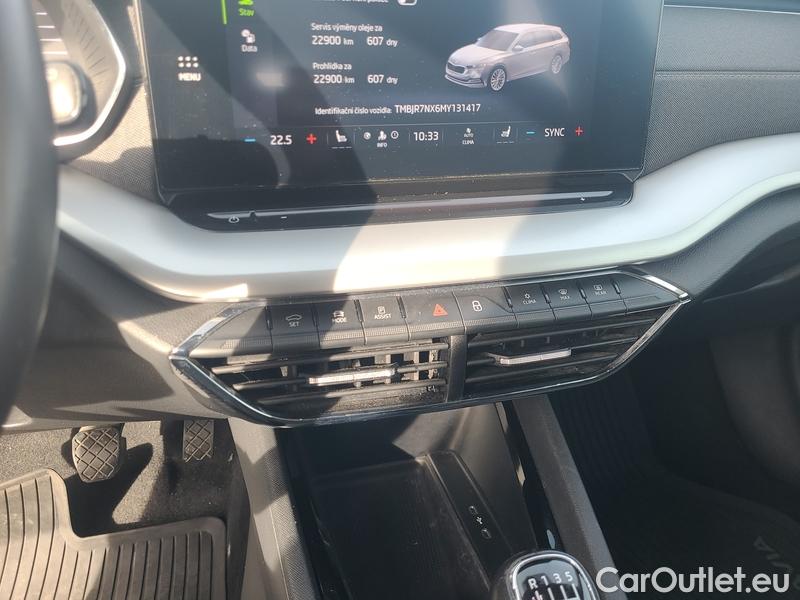  Skoda  Octavia  Combi (NX3)(2020) Oct.Combi 1.5TSI 110 Style #20