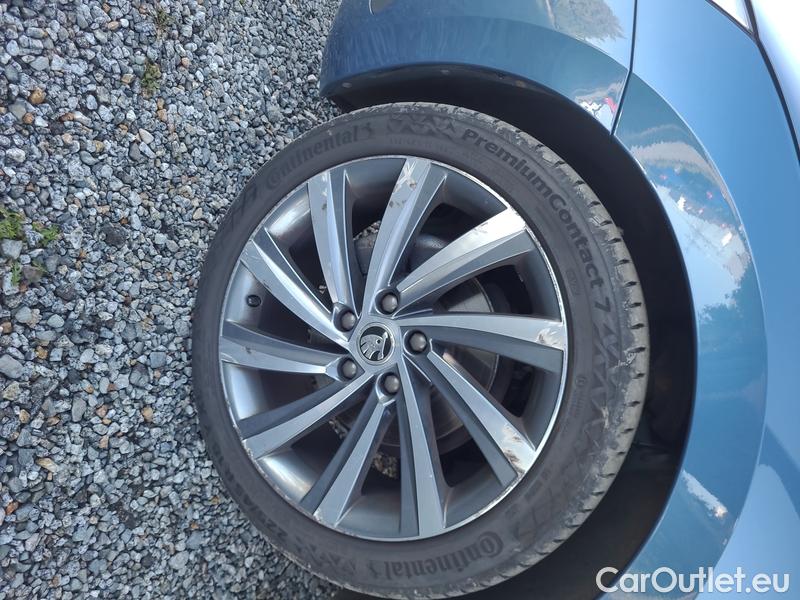  Skoda  Octavia  Combi (NX3)(2020) Oct.Combi 2.0TDI 110 Style AT #6