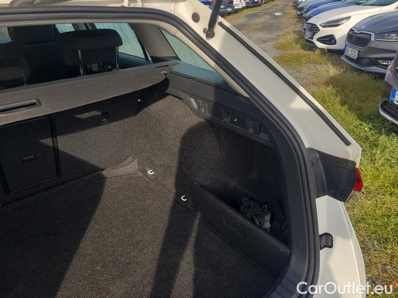  Skoda  Octavia  Combi (NX3)(2020) Oct.Combi 1.5TSI 110 Style #16