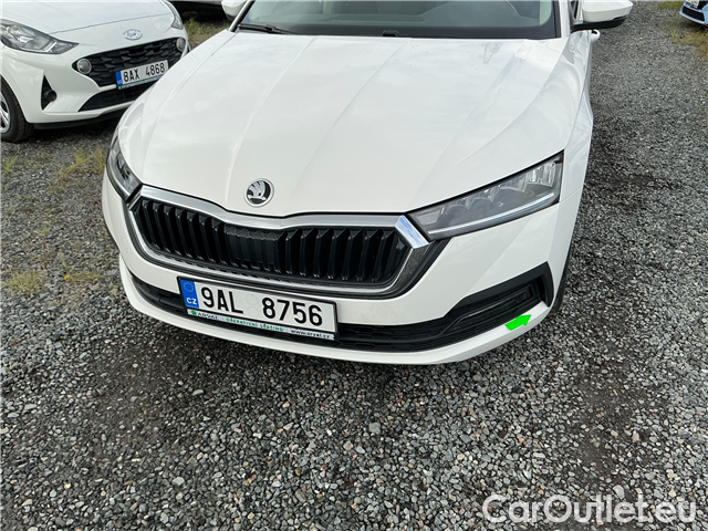  Skoda  Octavia Oct.2.0TDI 110 Ambition 5d #2