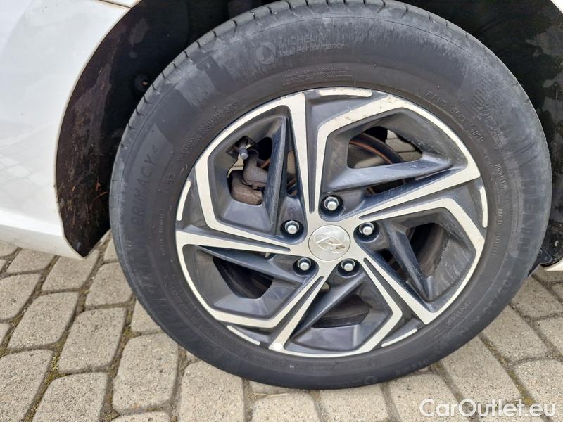  Hyundai  i30   cw (PD)(2017->)  kom.1.6CRDi 115 Smart #20