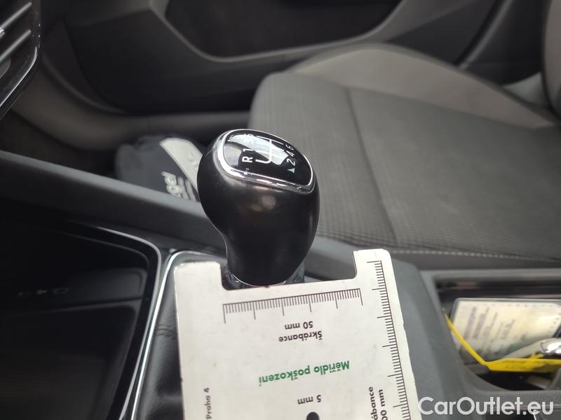  Skoda  Octavia  Combi (NX3)(2020) Oct.Combi 2.0TDI 85 Ambition #9