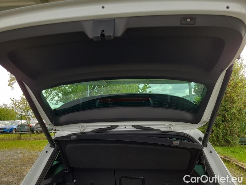  Skoda  Karoq  (NU)(2017->) Kar.2.0TSI 140 Sp.Excl 4x4 AT #6