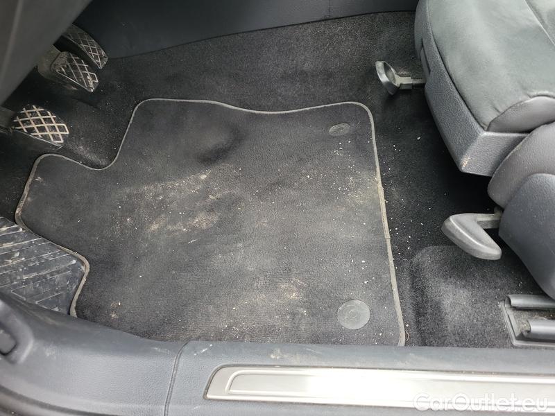  Volkswagen  Passat  Variant (CB5) (2019) Pas.Var.2.0TDI 110 Elegance #15