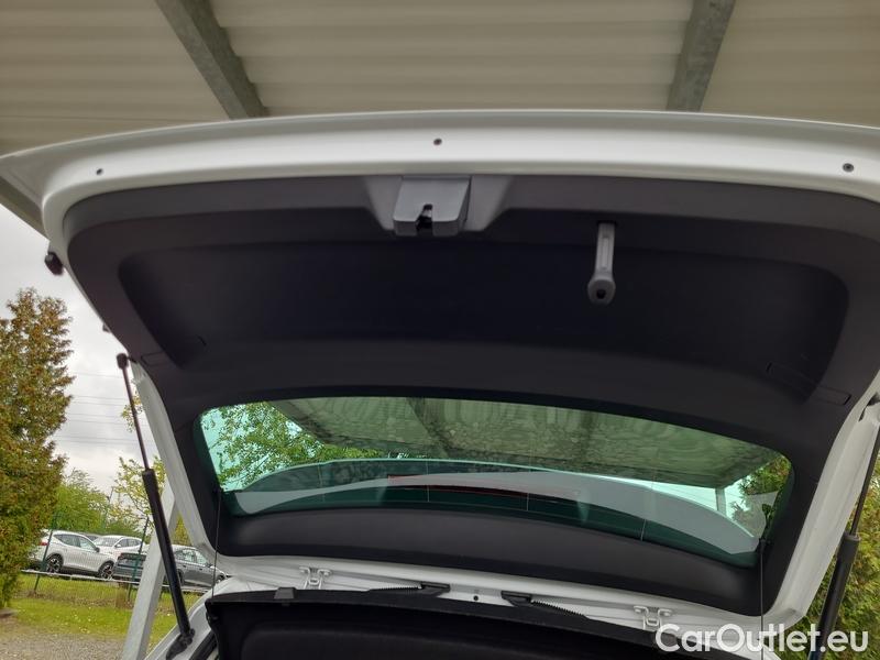  Skoda  Karoq  (NU)(2017->)  1.0 TSI 81 Style 5d #14