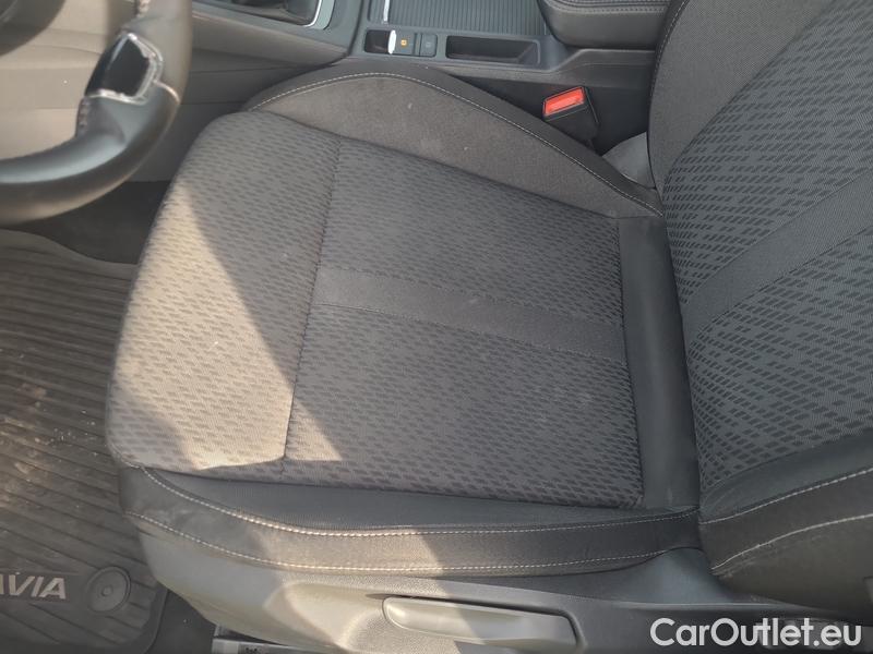  Skoda  Octavia  Combi (NX3)(2020) Oct.Combi 1.5TSI 110 Style #8