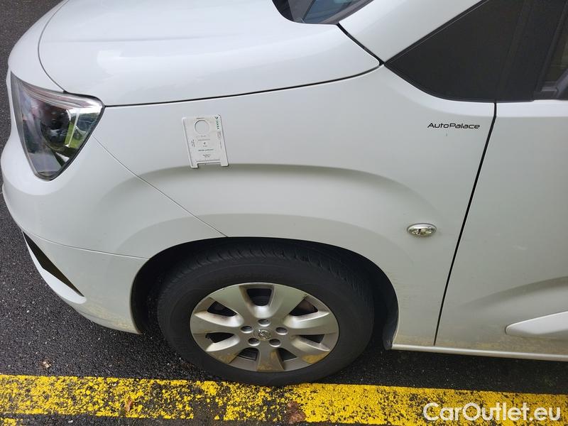  Opel  Combo  Life (E)  (2018) Com.L.1.5D 96 Elegance Plus 5d #3