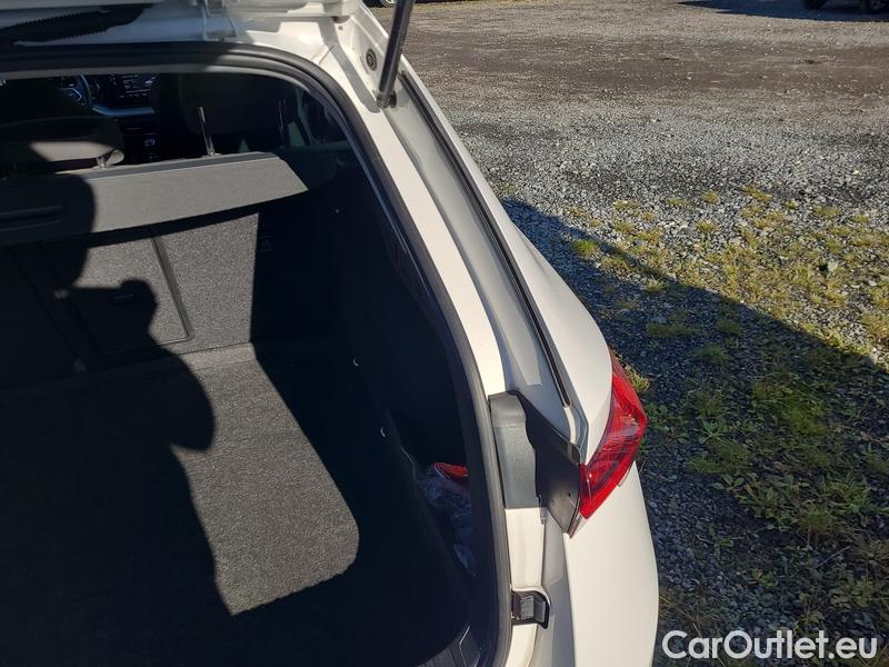  Skoda  Octavia  Combi (NX3)(2020) Oct.Combi 1.5TSI 110 Style #23