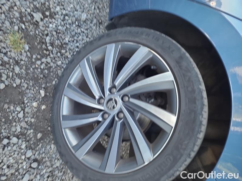  Skoda  Octavia  Combi (NX3)(2020) Oct.Combi 2.0TDI 110 Style AT #13