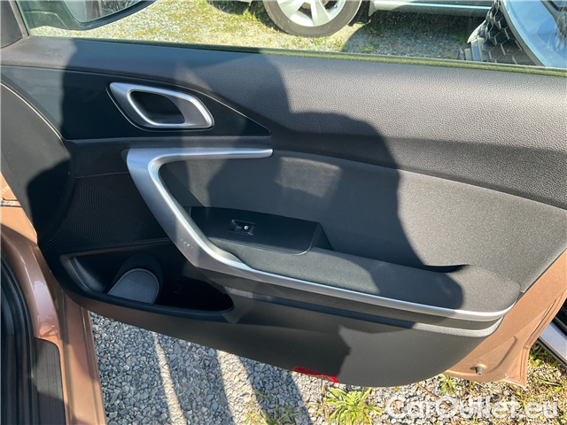  KIA  Cee'd Ceed SW 1.5 T-GDI 118 Top #6