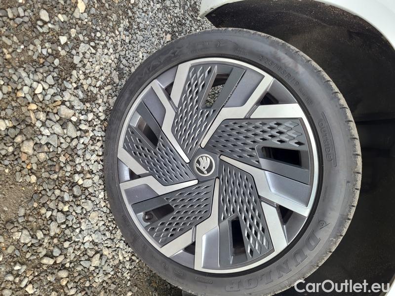  Skoda  Karoq  (NU)(2017->) Kar.2.0TSI 140 Sp.Excl 4x4 AT #9