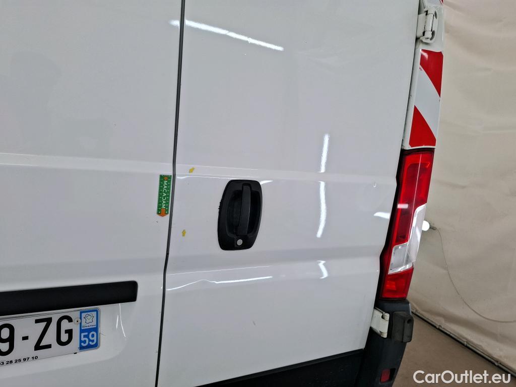  Citroen  Jumper CITROEN  CA VU 4p Fourgon 35 L2H2 BlueHDi 130 BVM6 Cab App Confort #15