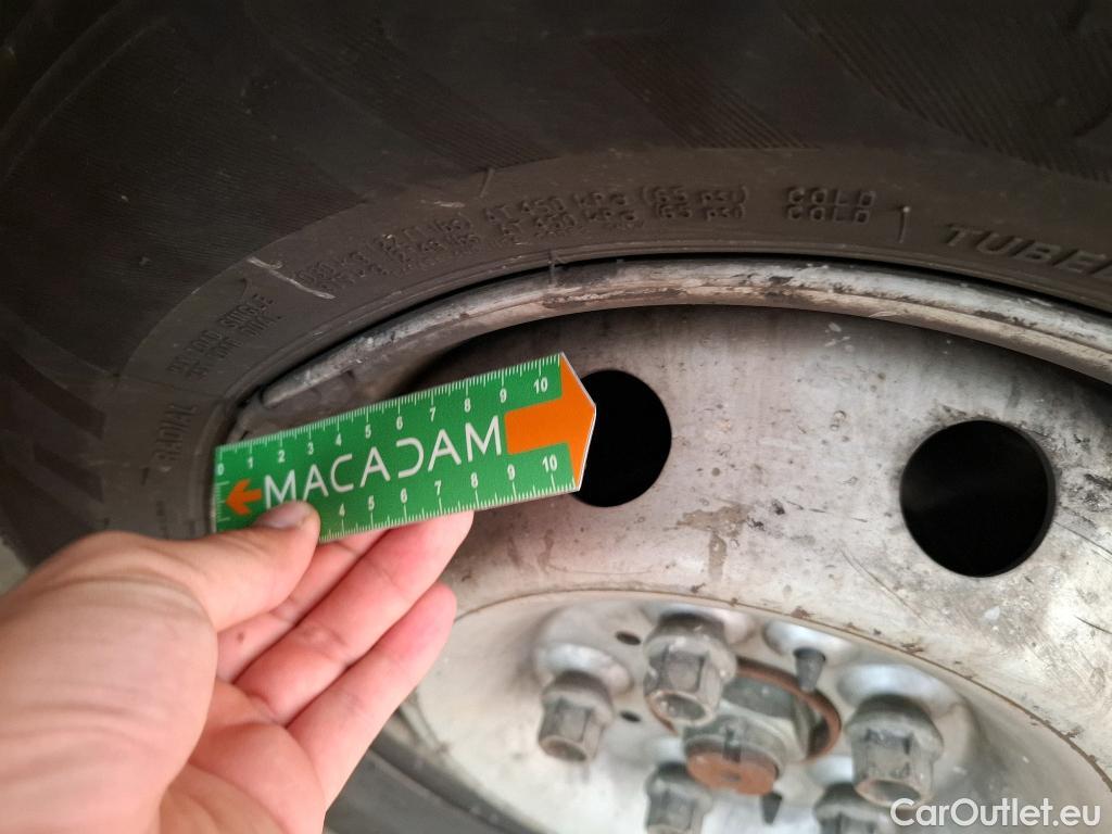  Citroen  Jumper CITROEN  CA VU 4p Fourgon 35 L2H2 BlueHDi 130 BVM6 Cab App Confort #40