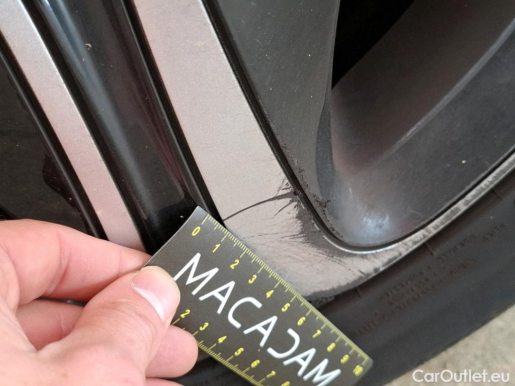  Citroen  C3 CITROEN  Société / 2020 / 5P / Berline / VU PureTech 83 S&S BVM Feel Nav #122