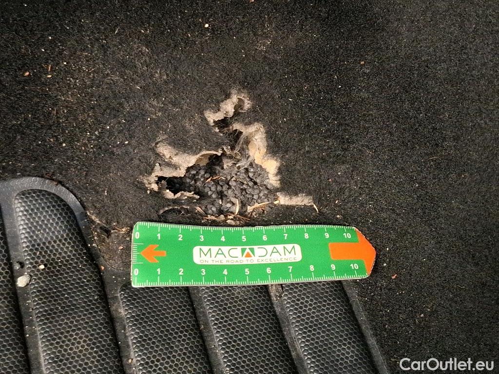  Peugeot  308  Active Pack 1.5 HDi 130CV BVA8 E6d #28