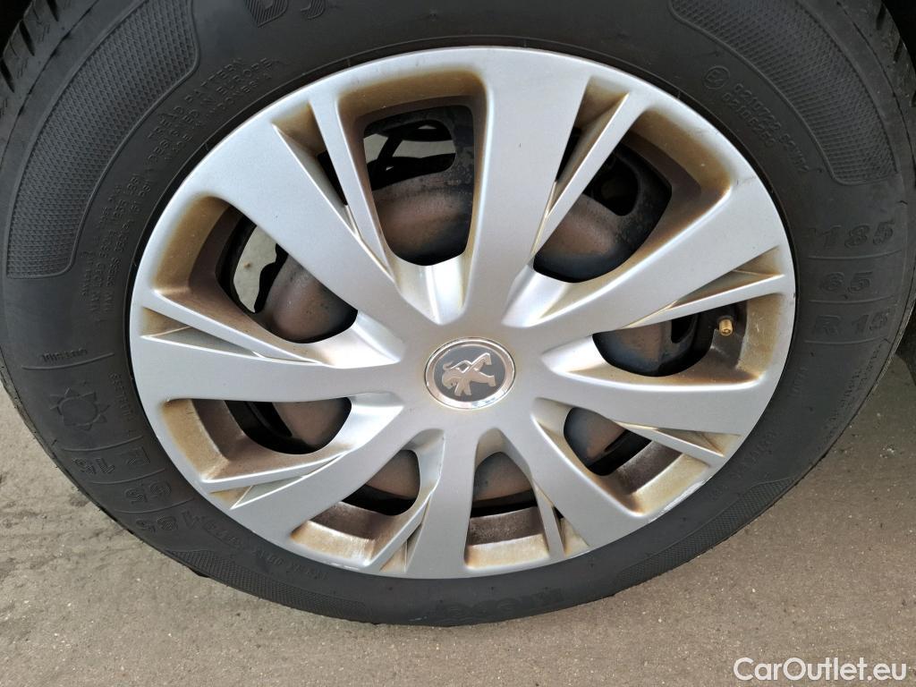  Peugeot  208  Affaire Premium 1.5 HDi 100CV BVM5 E6dT #17