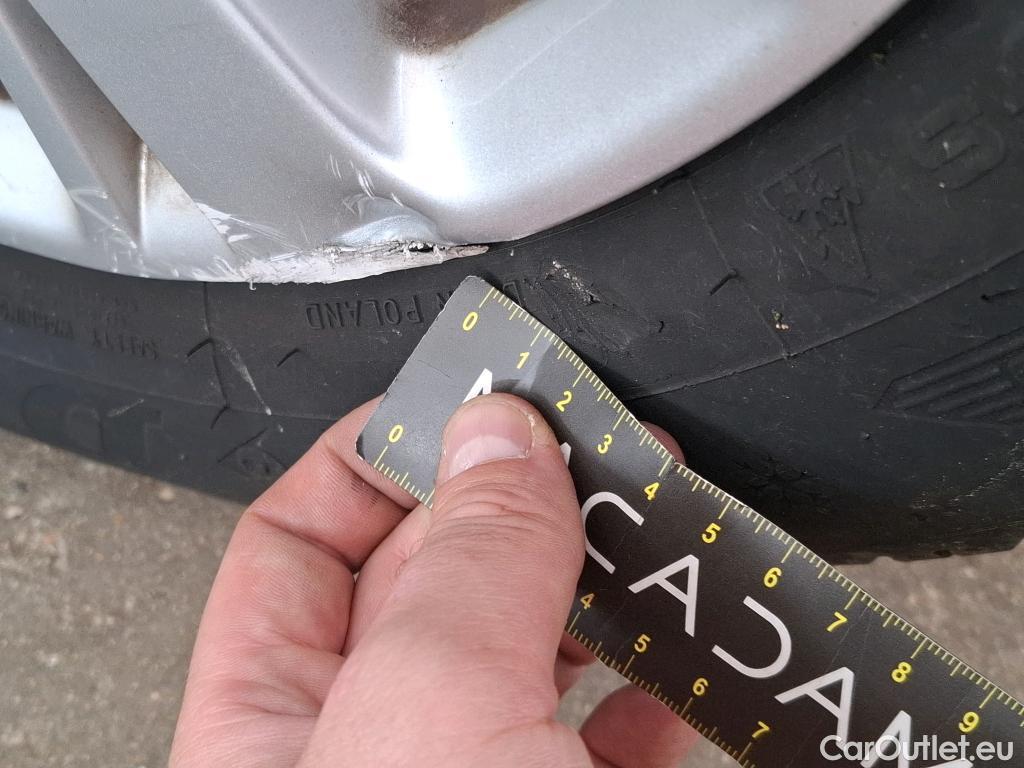  Peugeot  208  Affaire Premium Pack 1.5 HDi 100CV BVM5 E6dT #11