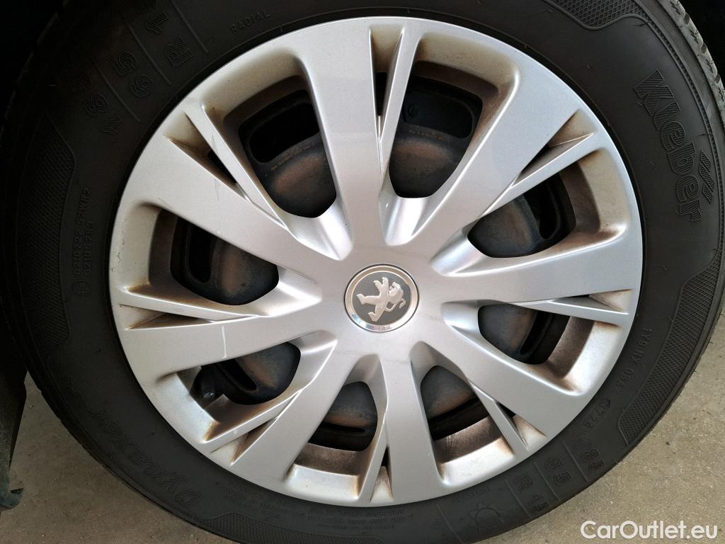  Peugeot  208  Affaire Premium 1.5 HDi 100CV BVM5 E6dT #20