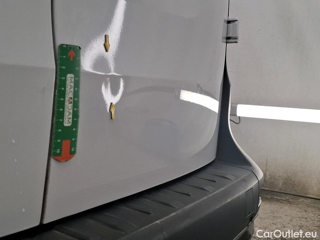  Renault  Kangoo RENAULT  / 2021 / 4P / Fourgonnette Extra - Blue dCi95 Sésame Ouvre Toi #13