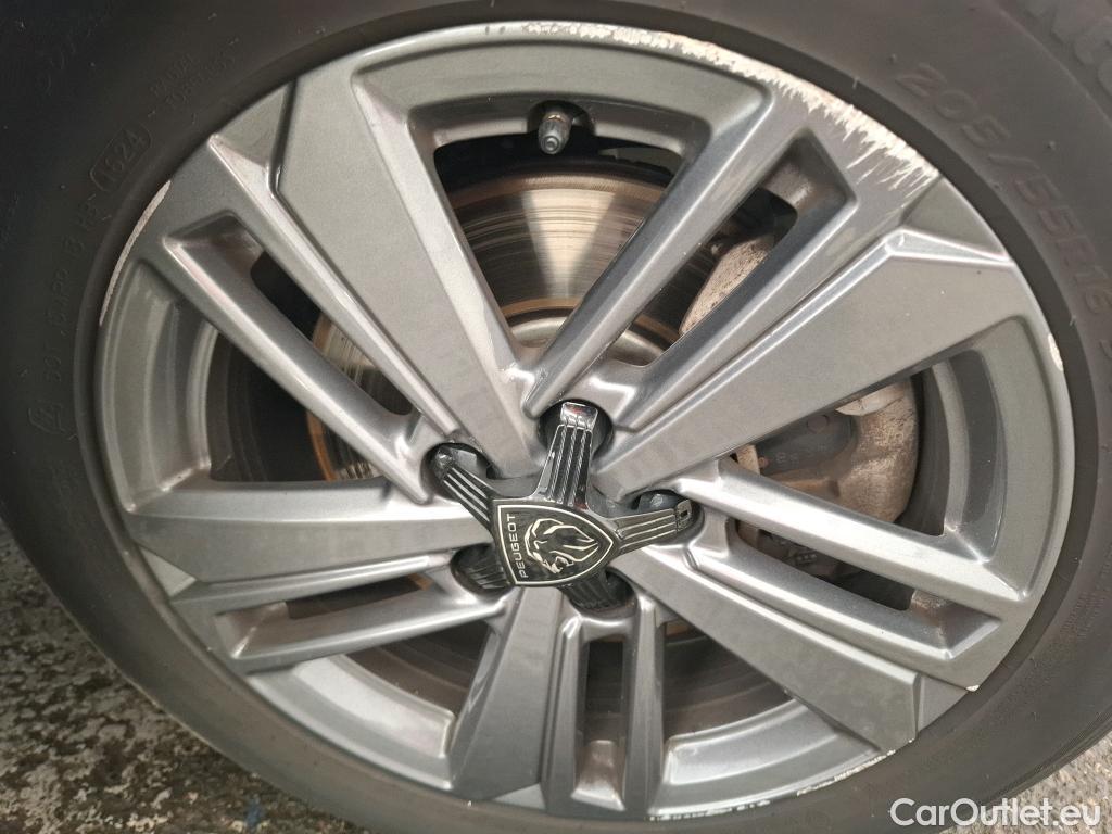  Peugeot  308  Active Pack 1.5 HDi 130CV BVA8 E6d #17