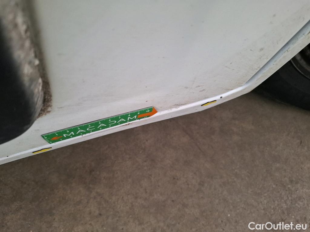  Citroen  Jumper CITROEN  CA VU 4p Fourgon 35 L2H2 BlueHDi 130 BVM6 Cab App Confort #30