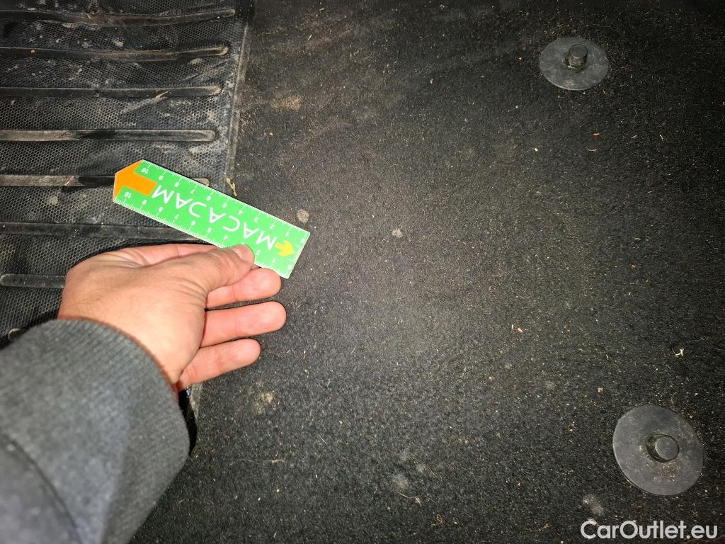  Peugeot  208  Premium 1.5 HDi 100CV BVM6 E6d #10