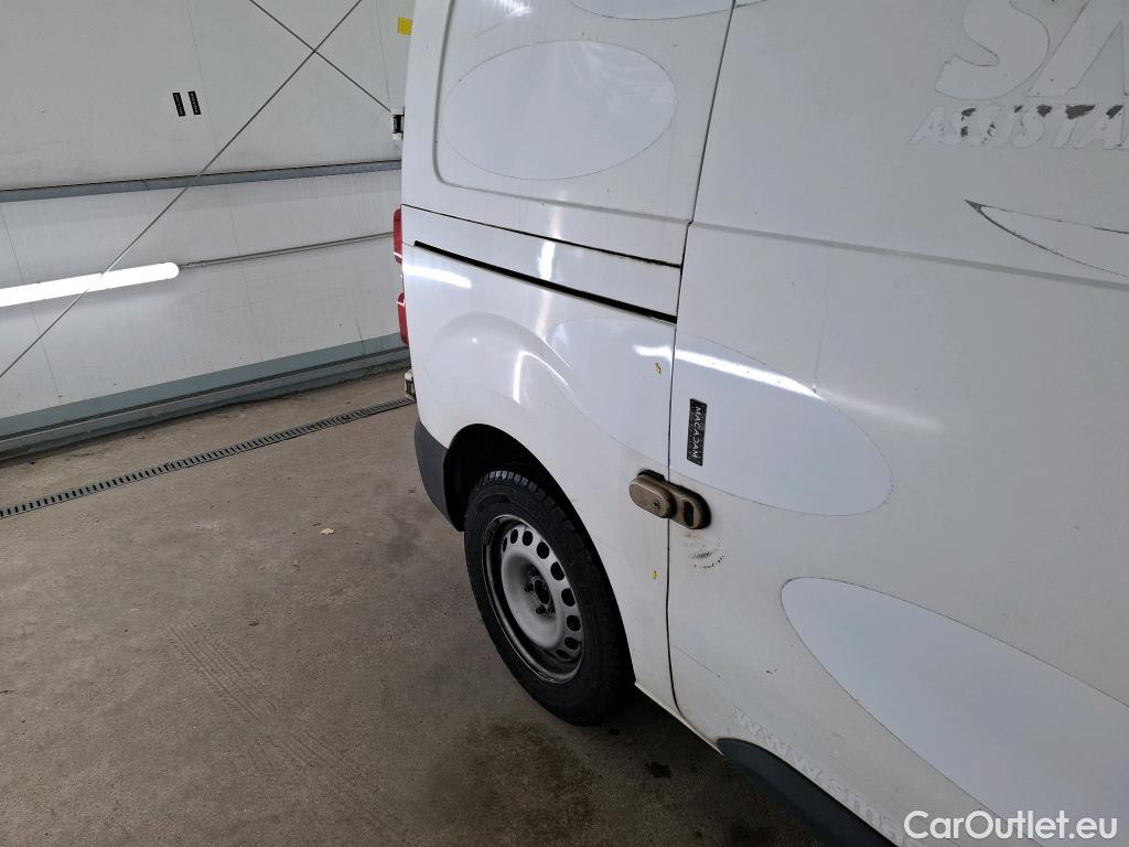  Peugeot  Expert  Fourgon Premium Pack Standard 1.6 HDi 95CV BVM5 E6 #12
