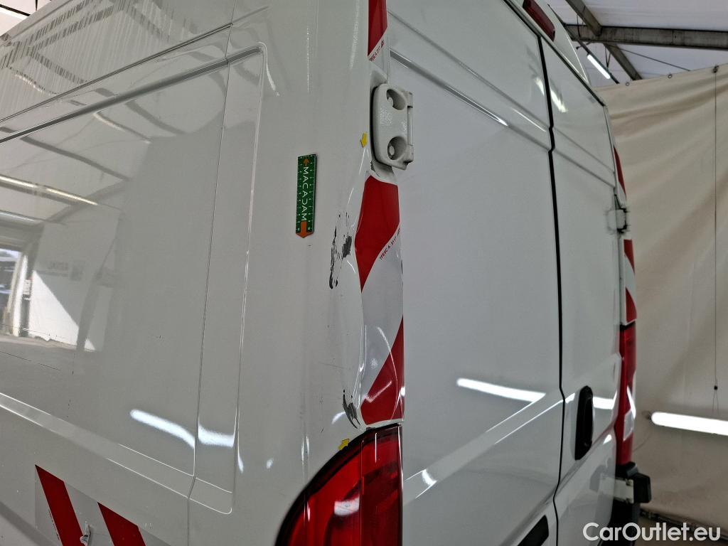  Citroen  Jumper CITROEN  CA VU 4p Fourgon 35 L2H2 BlueHDi 130 BVM6 Cab App Confort #4