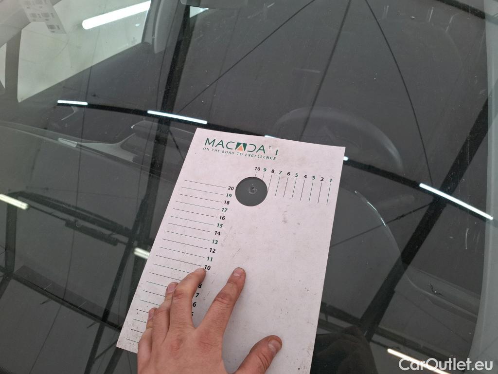  Peugeot  208  Affaire Premium Pack 1.5 HDi 100CV BVM5 E6dT #4