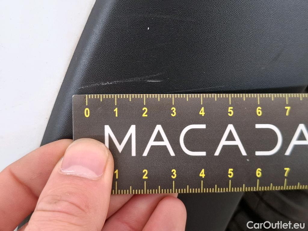  Citroen  C3 CITROEN  Société / 2020 / 5P / Berline / VU PureTech 83 S&S BVM Feel Nav #95