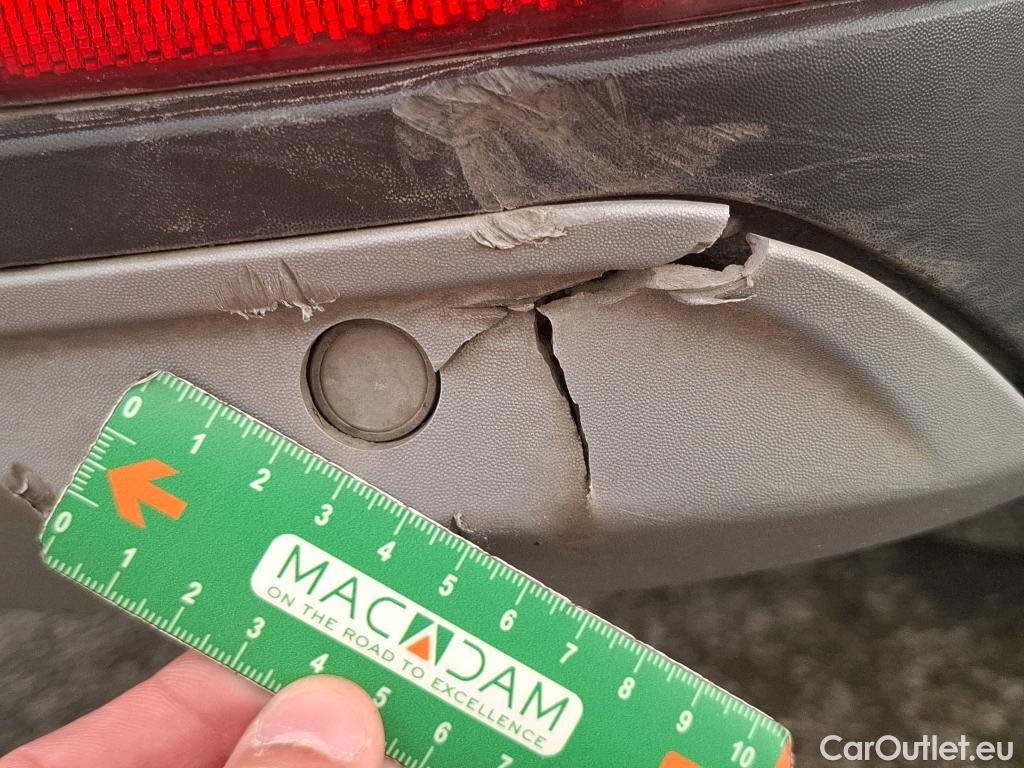  Renault  Kangoo RENAULT  / 2021 / 4P / Fourgonnette Extra - Blue dCi95 Sésame Ouvre Toi #19