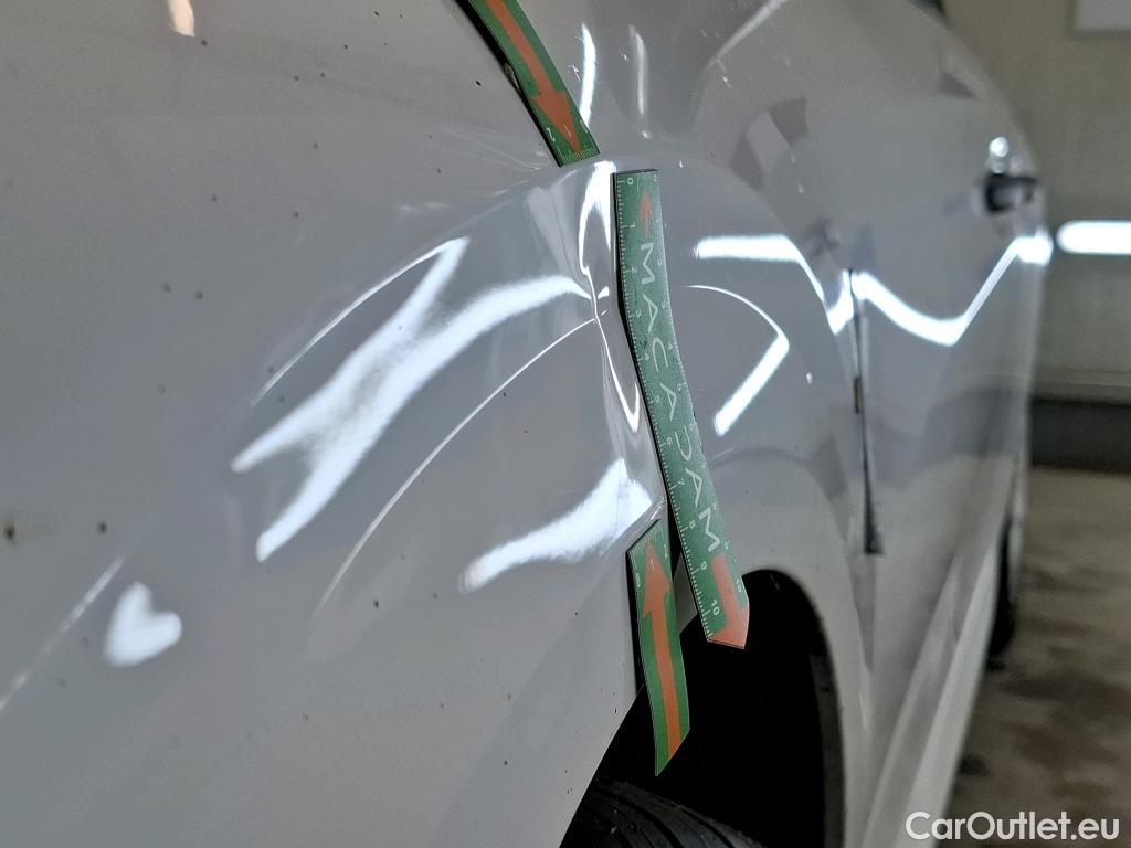  Peugeot  208  Premium 1.5 HDi 100CV BVM6 E6d #4