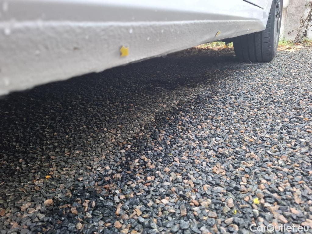  Peugeot  308  Active Pack 1.5 HDi 130CV BVA8 E6d #5