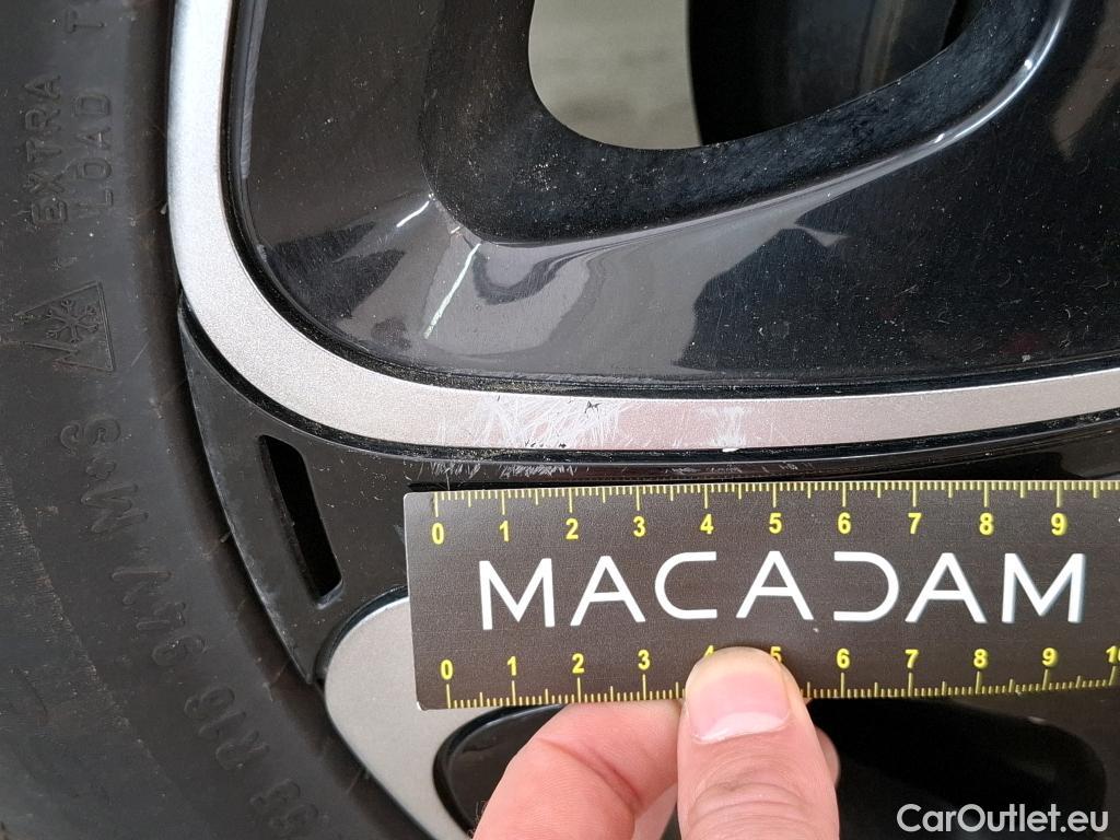  Citroen  C3 CITROEN  Société / 2020 / 5P / Berline / VU PureTech 83 S&S BVM Feel Nav #111