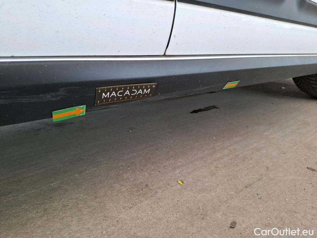  Citroen  C3 CITROEN  Société / 2020 / 5P / Berline / VU PureTech 83 S&S BVM Feel Nav #126