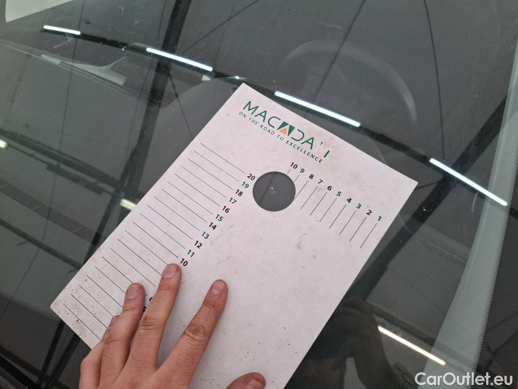  Peugeot  208  Affaire Premium Pack 1.5 HDi 100CV BVM5 E6dT #2