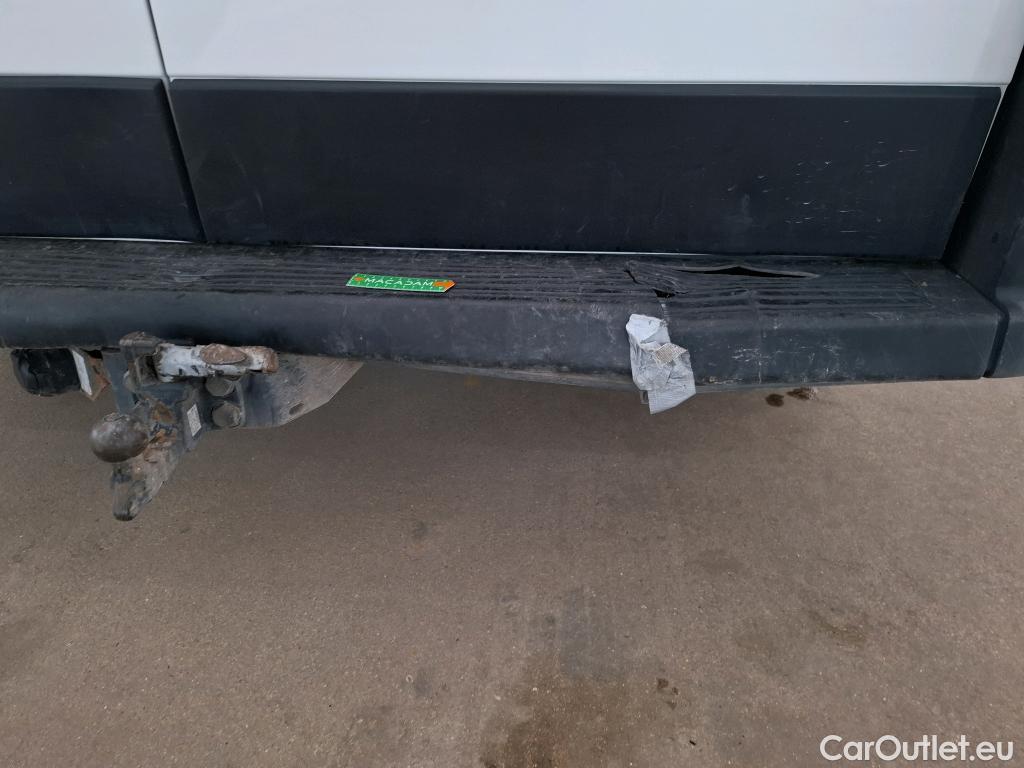  Citroen  Jumper CITROEN  CA VU 4p Fourgon 35 L2H2 BlueHDi 130 BVM6 Cab App Confort #32