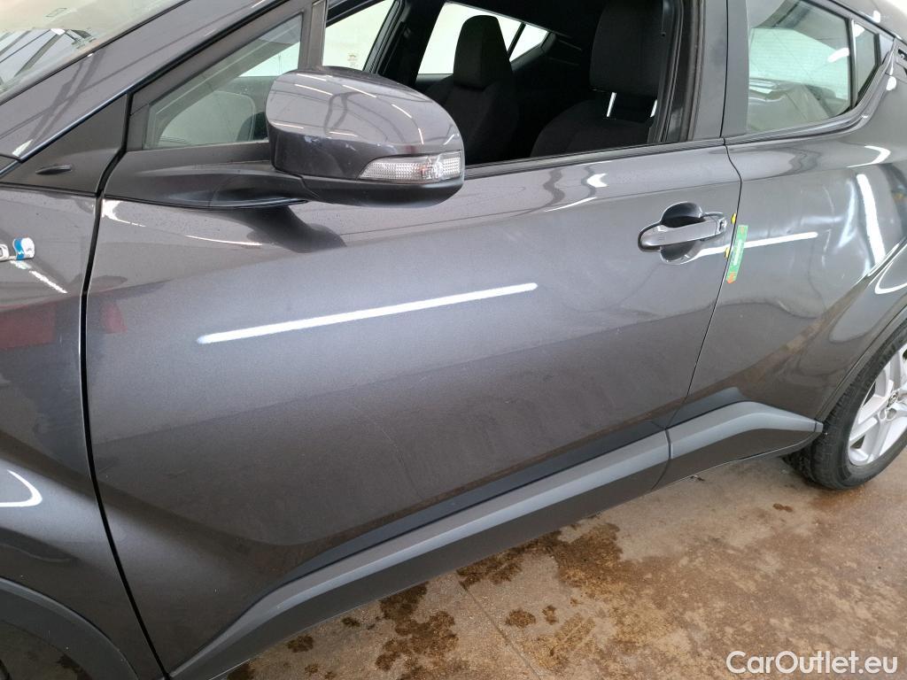  Toyota  C-HR TOYOTA  / 2016 / 5P / SUV 1.8 Hybride 122 Dynamic Business Stage A #45