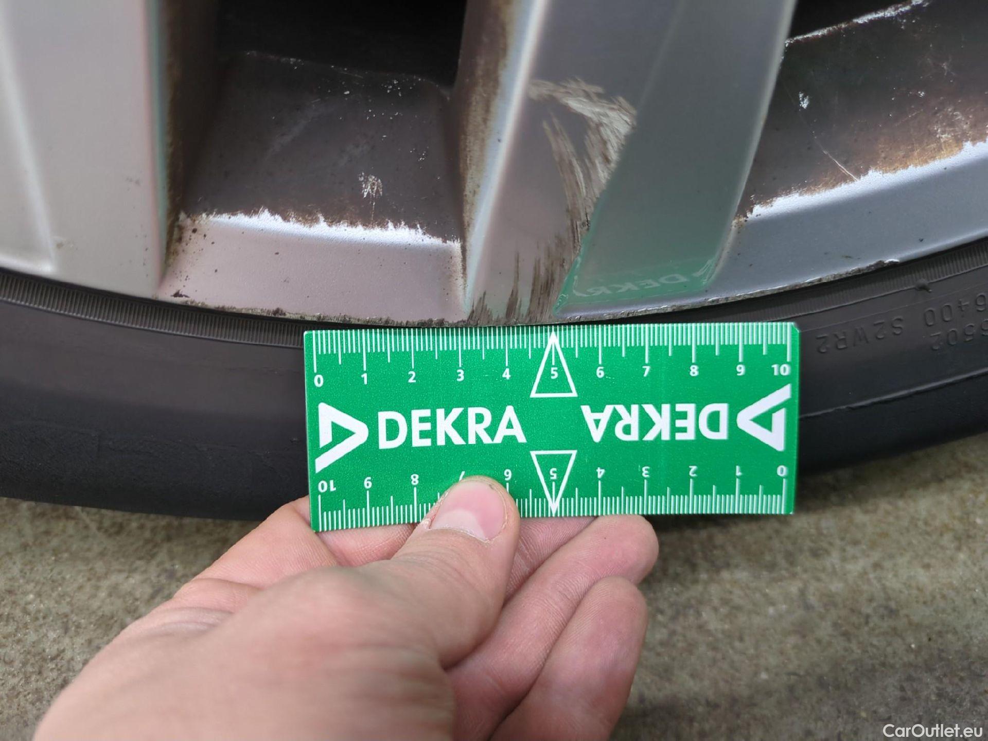  Volkswagen  Transporter VOLKSWAGEN  / 2019 / 4P / Fourgon tôlé 2.0 TDi 150 DSG7 L1H1 Business Plus #18