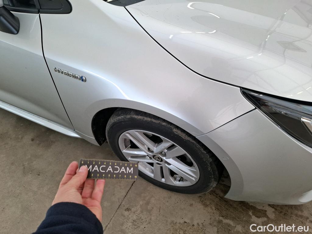  Toyota  Corolla TOYOTA  Touring Sports / 2018 / 5P / Break Hybride 184h Dynamic Business Stage Acad #25