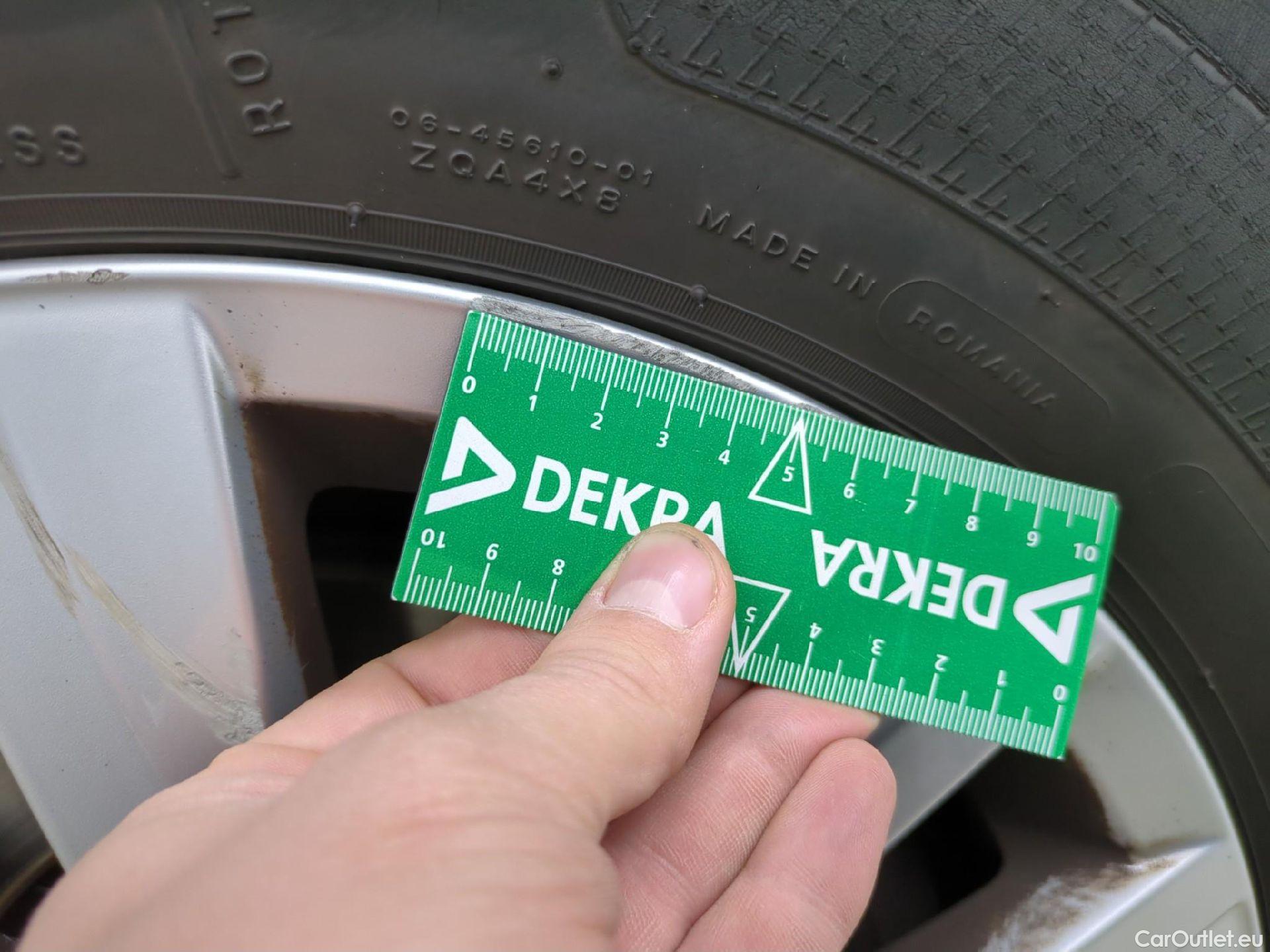  Volkswagen  Transporter VOLKSWAGEN  / 2019 / 4P / Fourgon tôlé 2.0 TDi 150 DSG7 L1H1 Business Plus #11